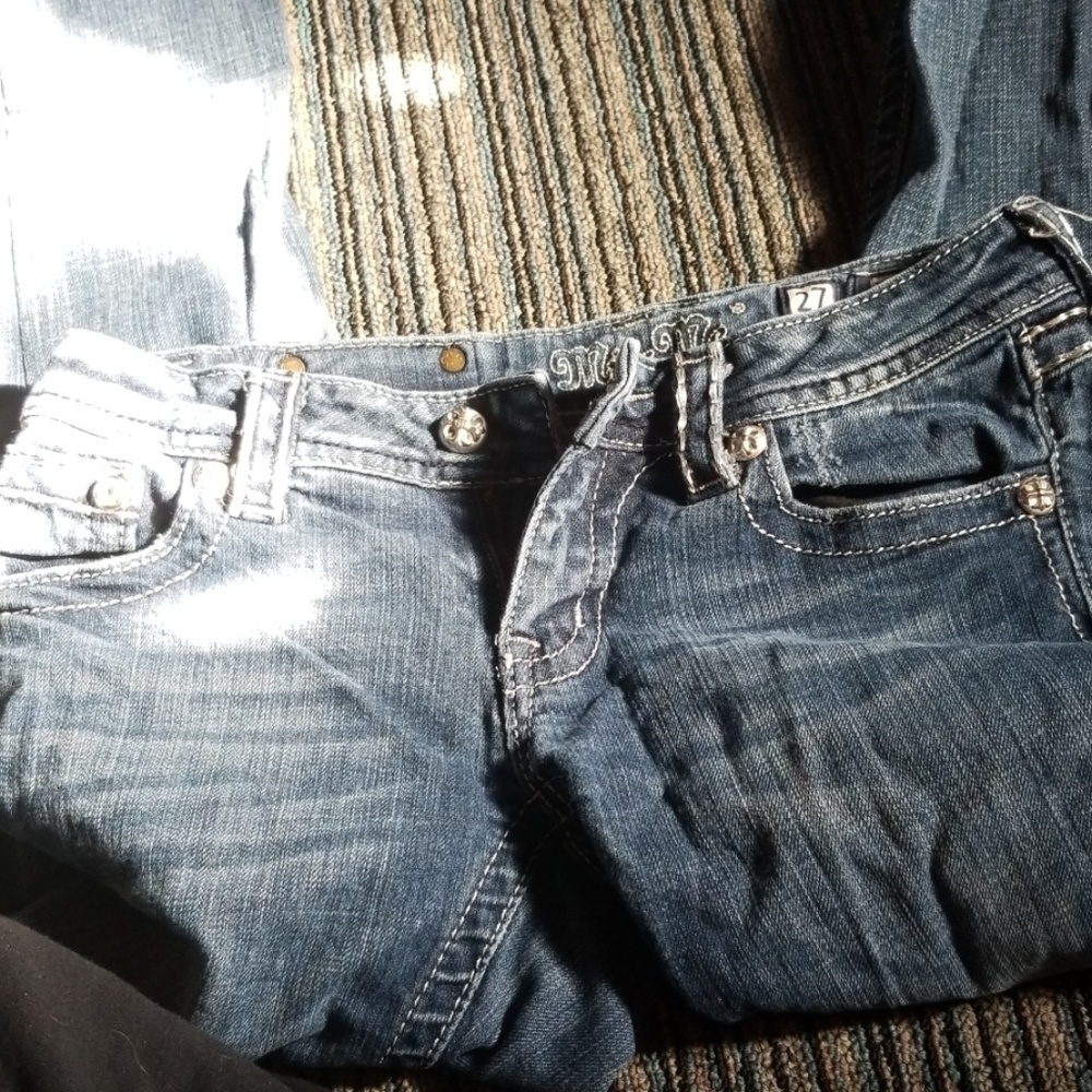 Jean's - Picture 2 of 2